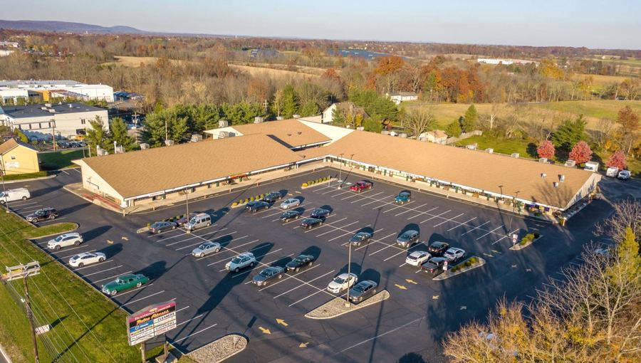 Retail property in Flemington, NJ