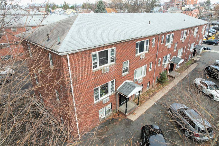 Multifamily property in Irvington, NJ