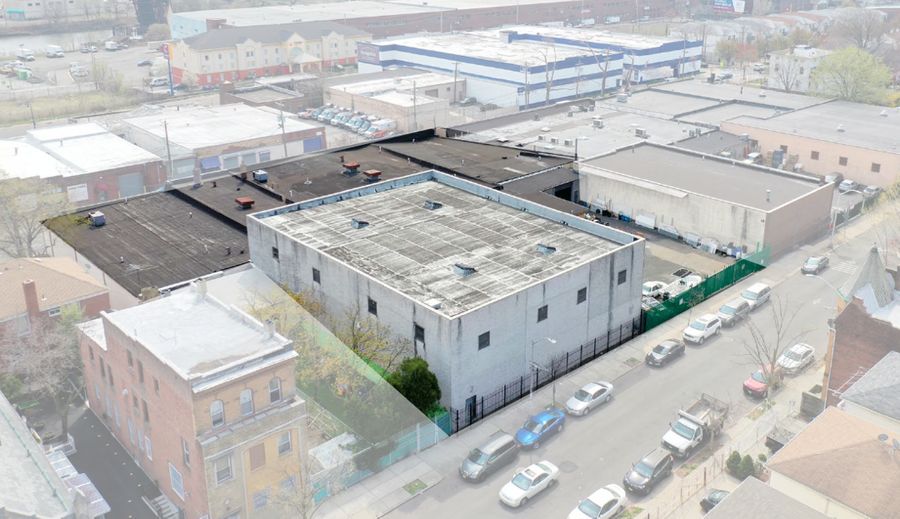 Industrial/Office property in Newark, NJ